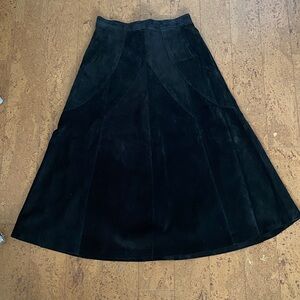 Vintage 90’s Cuir Dimitri Black Suède A-Line Maxi Skirt! Front Details Size S
